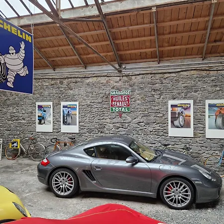 Garage De L'hotel